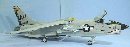 f 8 crusader - tmcf8ef.jpg